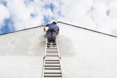 Peinture extérieure à Huos — façades et ravalement